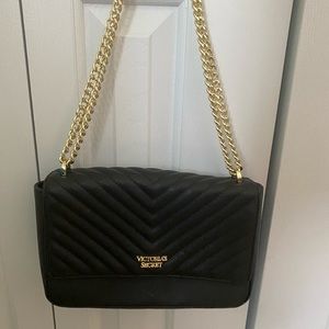 Victoria’s Secret Chain Purse